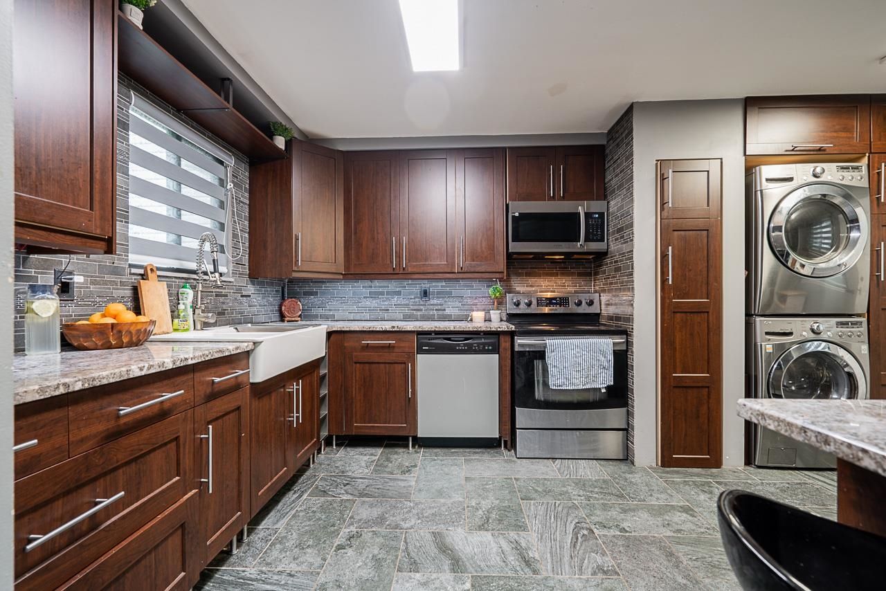 Townhouse for sale in Surrey, Surrey, 71 8555 King George Boulevard, 263055906 | Realtylink.org