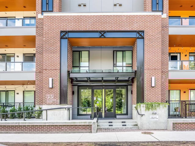 Apartment for sale in Port Moody, Port Moody, 319 55 Klahanie Drive, 263057757 | Realtylink.org