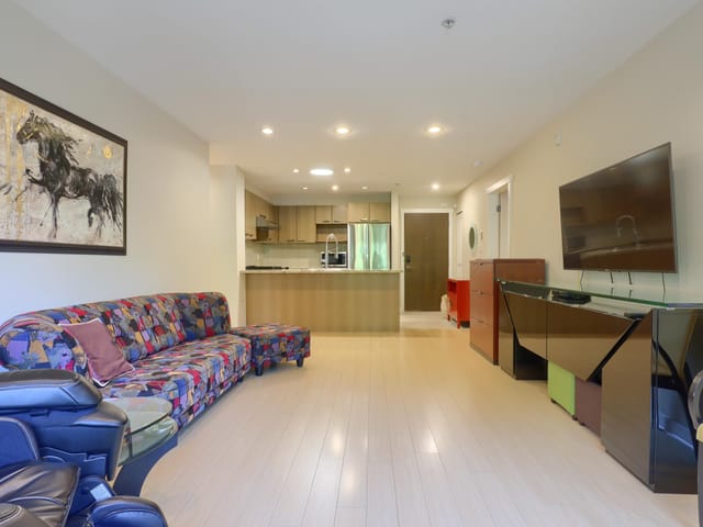 Apartment for sale in Richmond, Richmond, 103 9500 Odlin Road, 263059789 | Realtylink.org