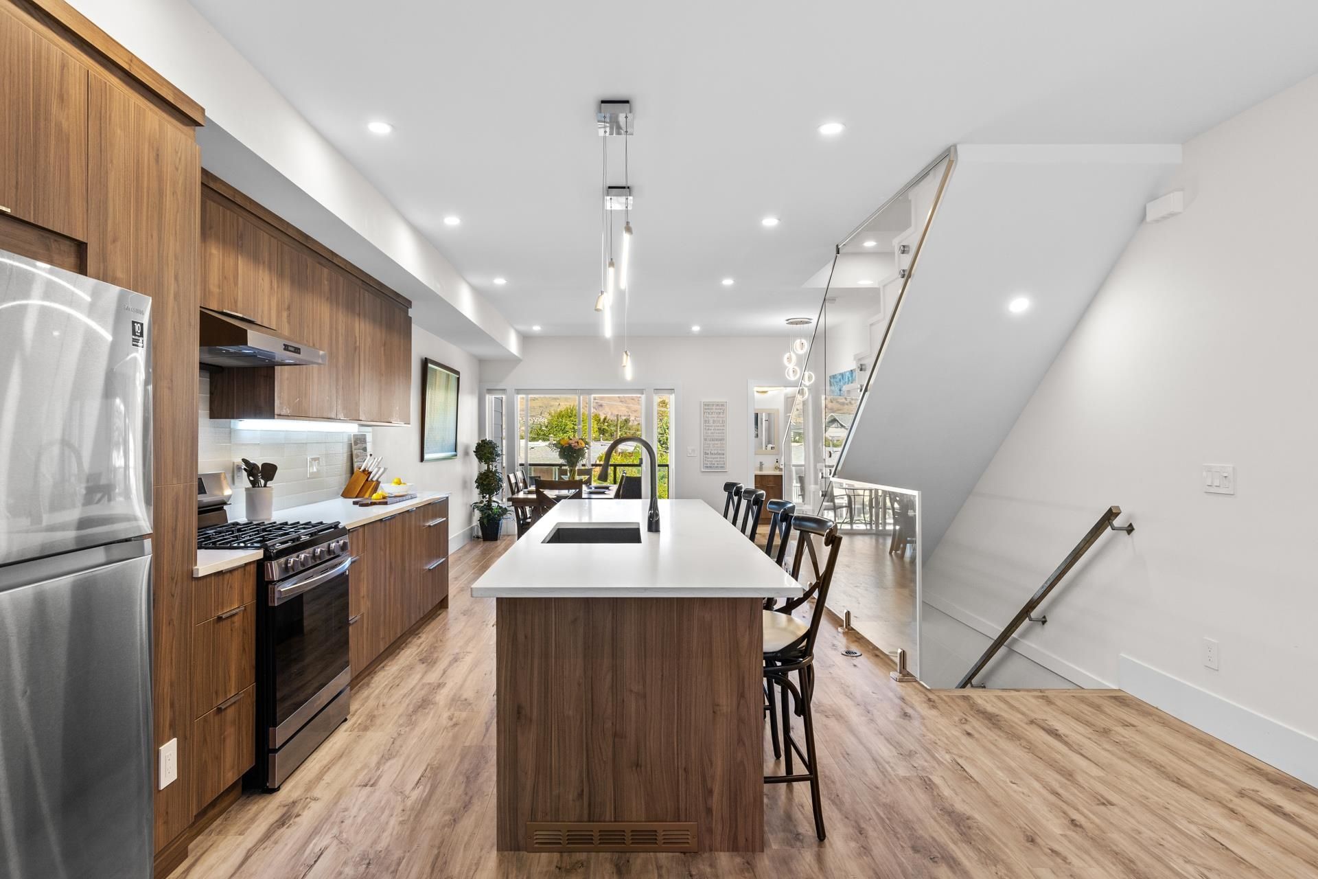 Townhouse for sale in Other, 3 18 Loon Crescent, 263061612 | Realtylink.org