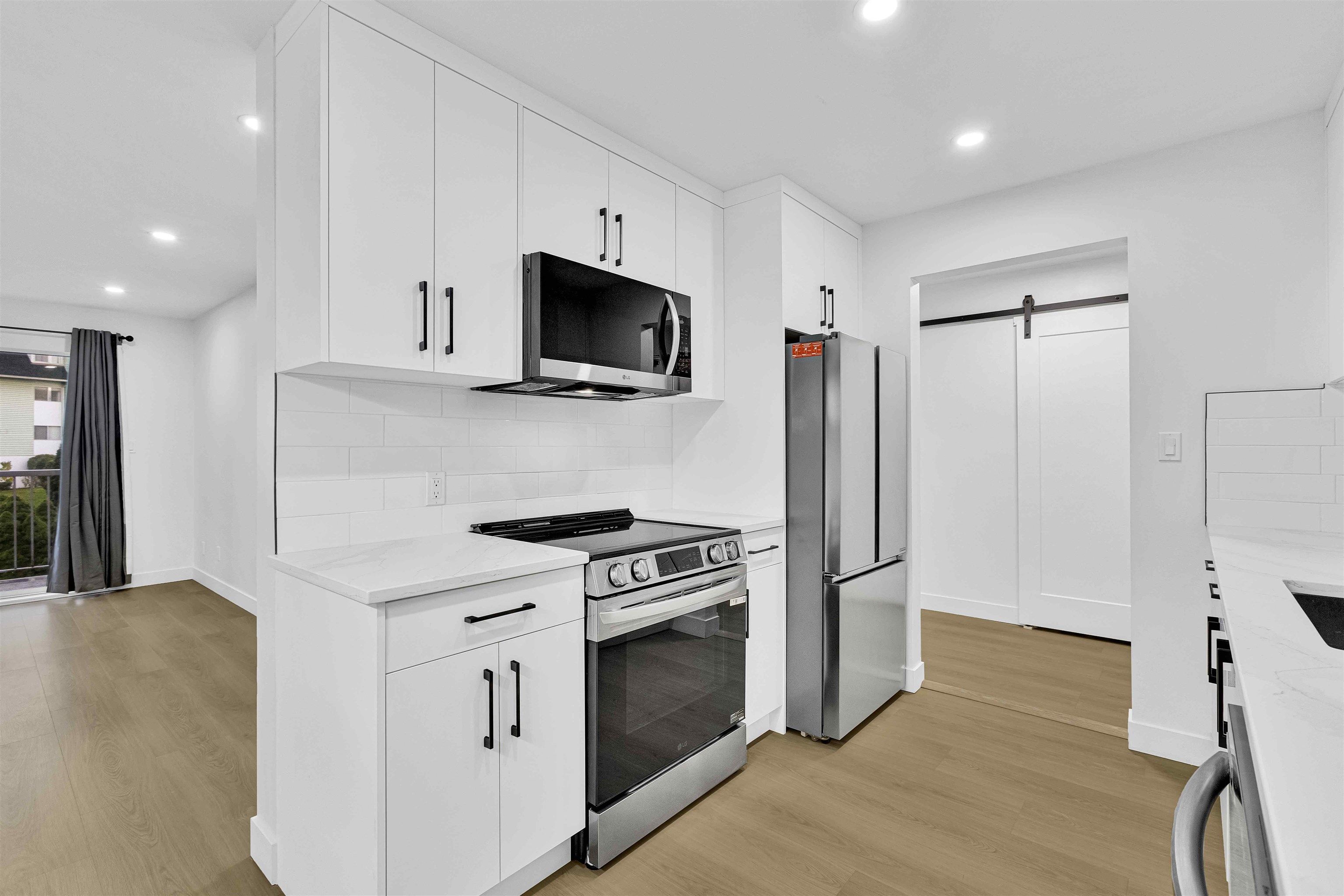 Apartment for sale in Abbotsford, Abbotsford, 201 2567 Victoria Street, 263063419 | Realtylink.org