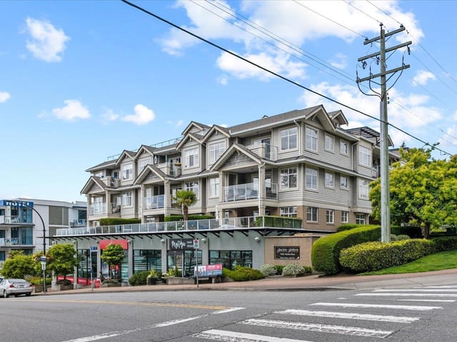 Apartment for sale in White Rock, South Surrey White Rock, 310 15621 Marine Drive, 263064033 | Realtylink.org