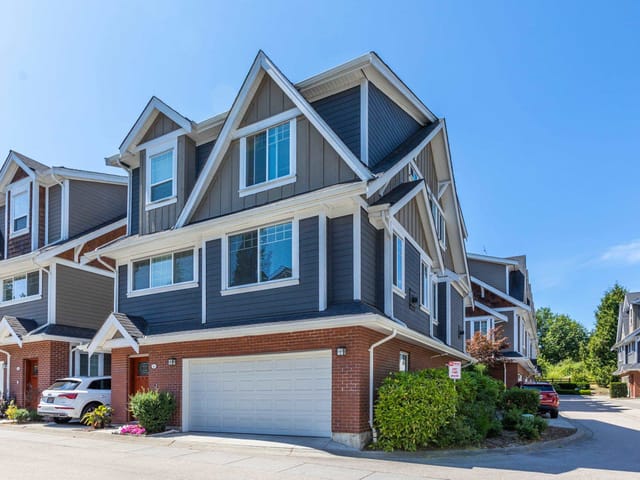 Townhouse for sale in Surrey, South Surrey White Rock, 63 15988 32 Avenue, 263065302 | Realtylink.org