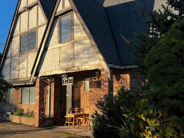 House for sale in Surrey, South Surrey White Rock, 13491 Marine Drive, 263065732 | Realtylink.org