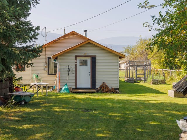 House for sale in McBride, Robson Valley, 861 2nd Avenue, 263065802 | Realtylink.org