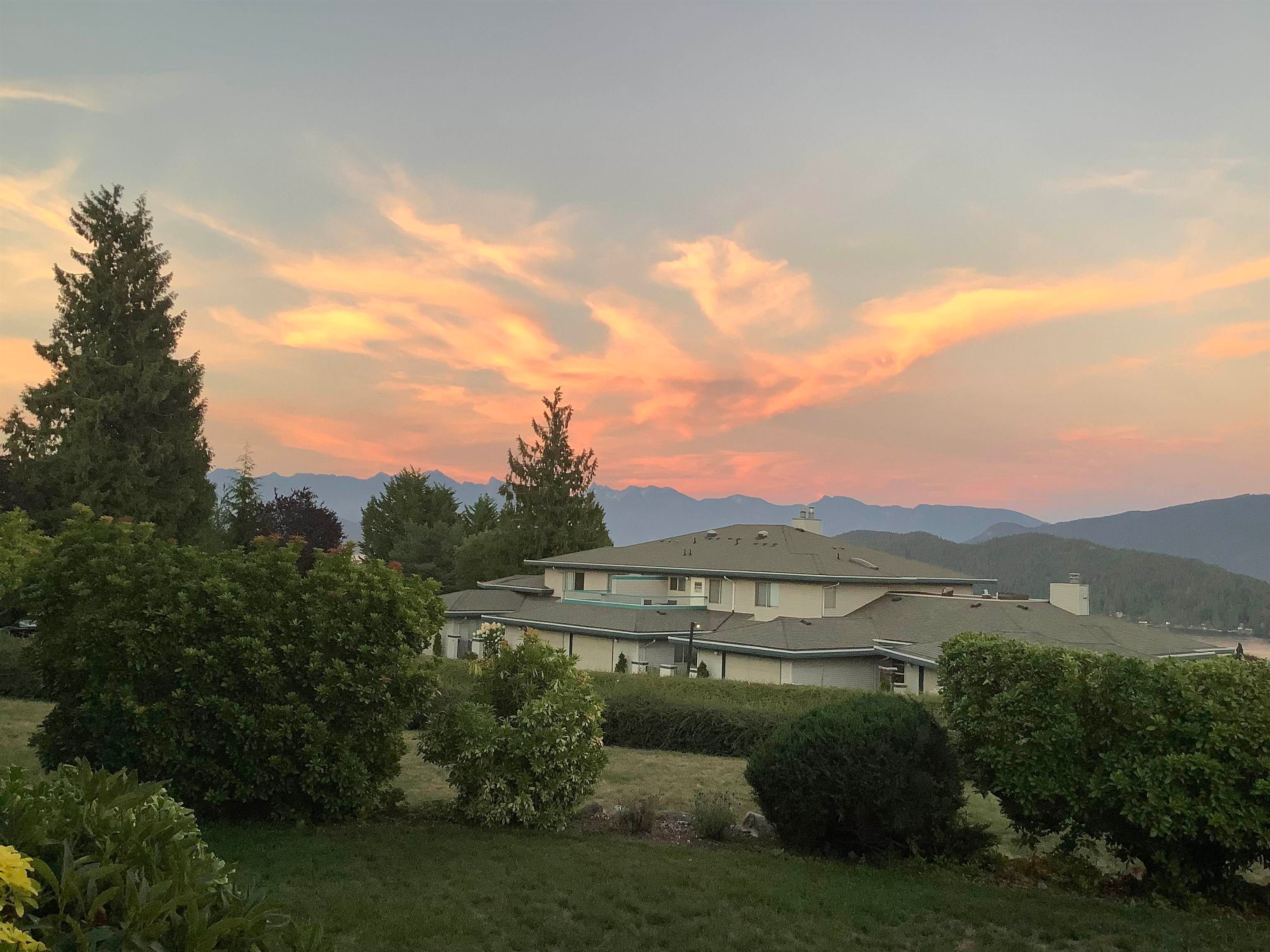 Townhouse for sale in Gibsons, Sunshine Coast, 26 555 Eaglecrest Drive, 263067059 | Realtylink.org