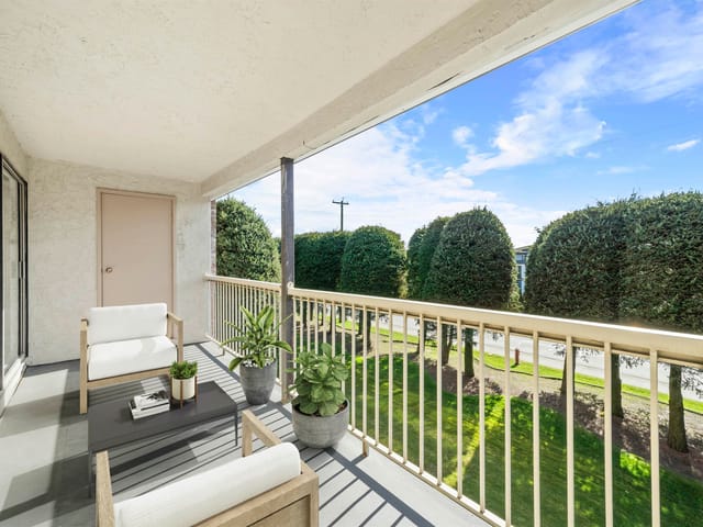 Apartment for sale in Richmond, Richmond, 209 7631 Steveston Highway, 263067115 | Realtylink.org