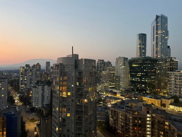 Apartment for sale in Vancouver, Vancouver West, 2201 909 Burrard Street, 263067243 | Realtylink.org