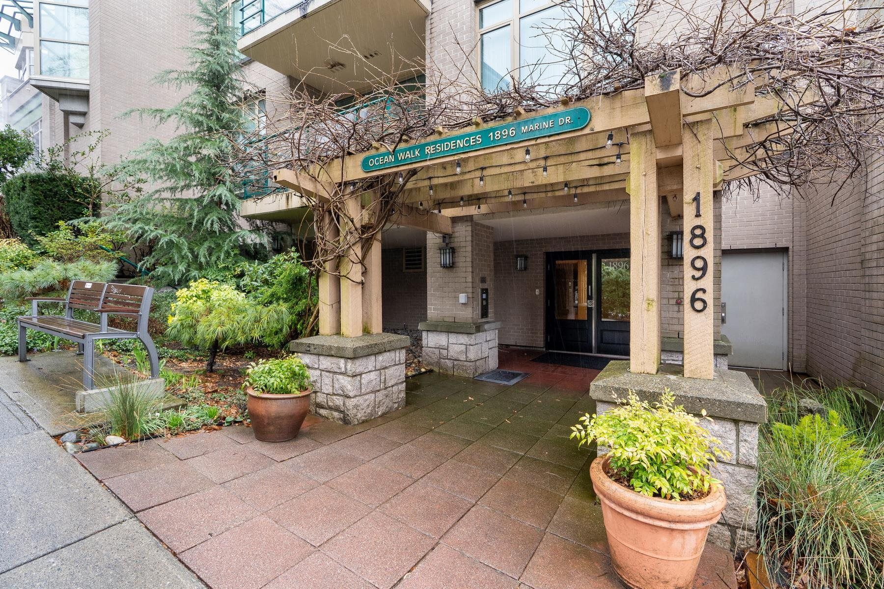 Apartment for sale in West Vancouver, West Vancouver, 205 1896 Marine Drive, 263067355 | Realtylink.org