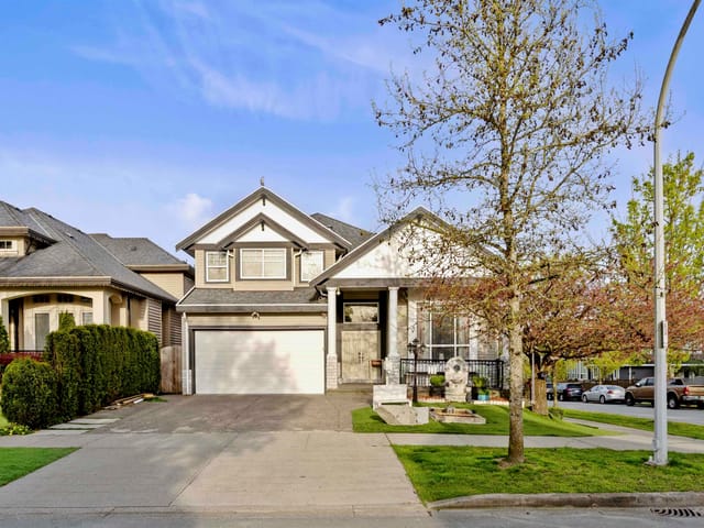 House for sale in Surrey, Surrey, 7012 149th Street, 263067462 | Realtylink.org