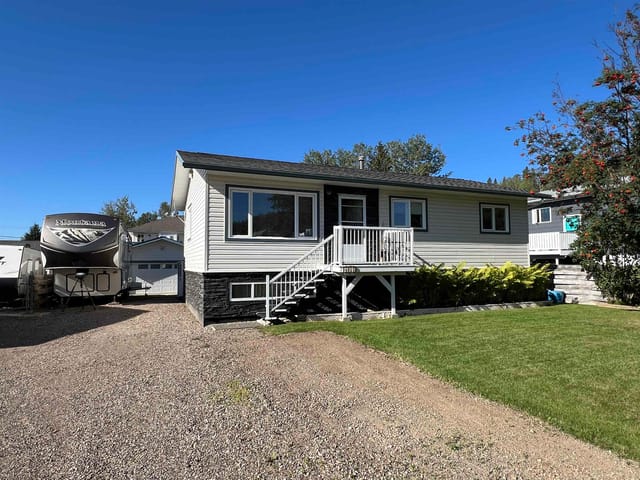 House for sale in Fort Nelson, Fort Nelson, 4815 Spruce Avenue, 263068395 | Realtylink.org