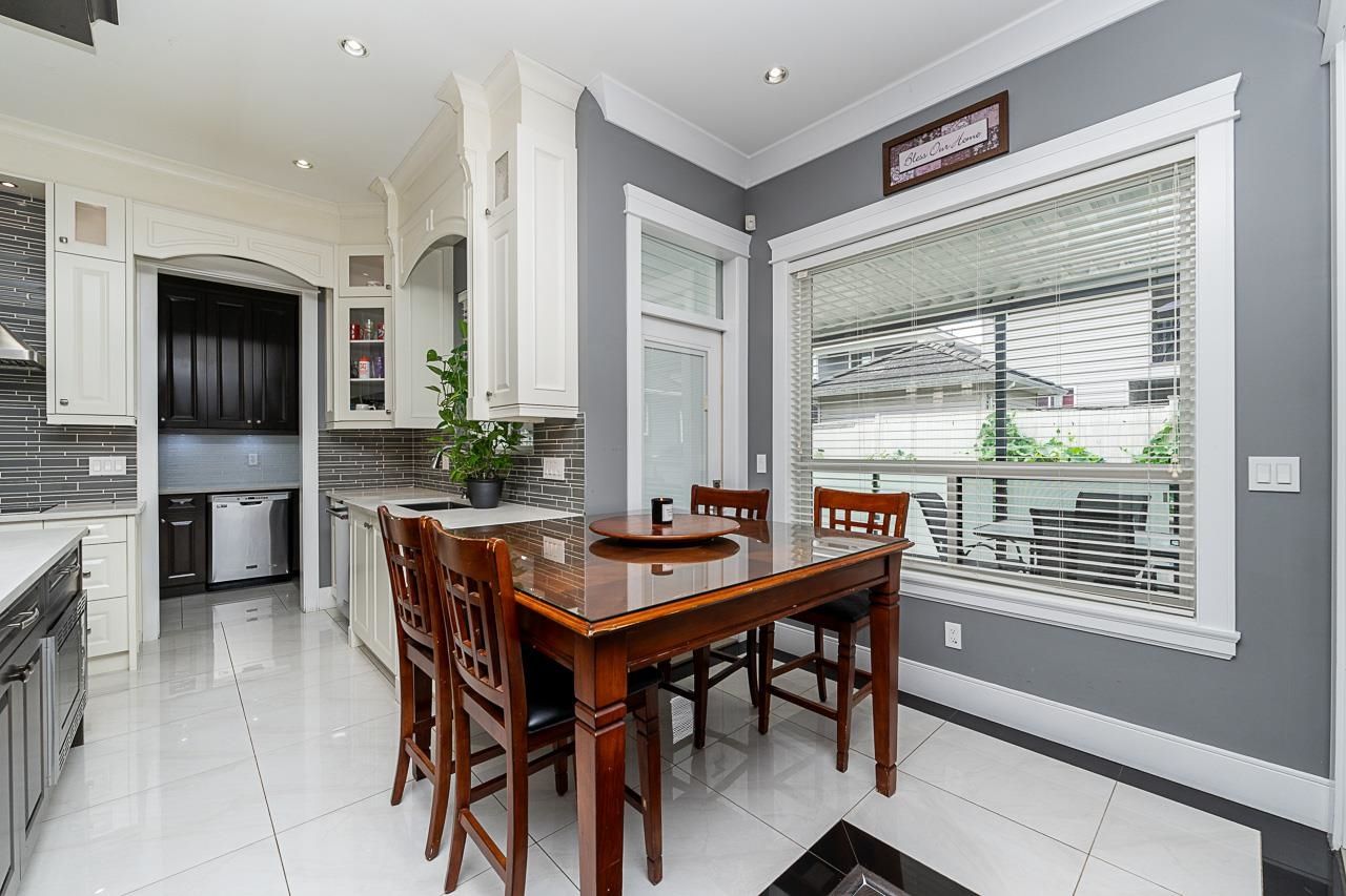 House for sale in Surrey, Surrey, 8917 134b Street, 263068400 | Realtylink.org