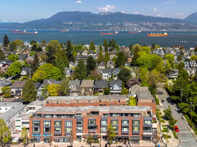 Townhouse for sale in Vancouver, Vancouver West, 215 1961 Collingwood Street, 263068792 | Realtylink.org