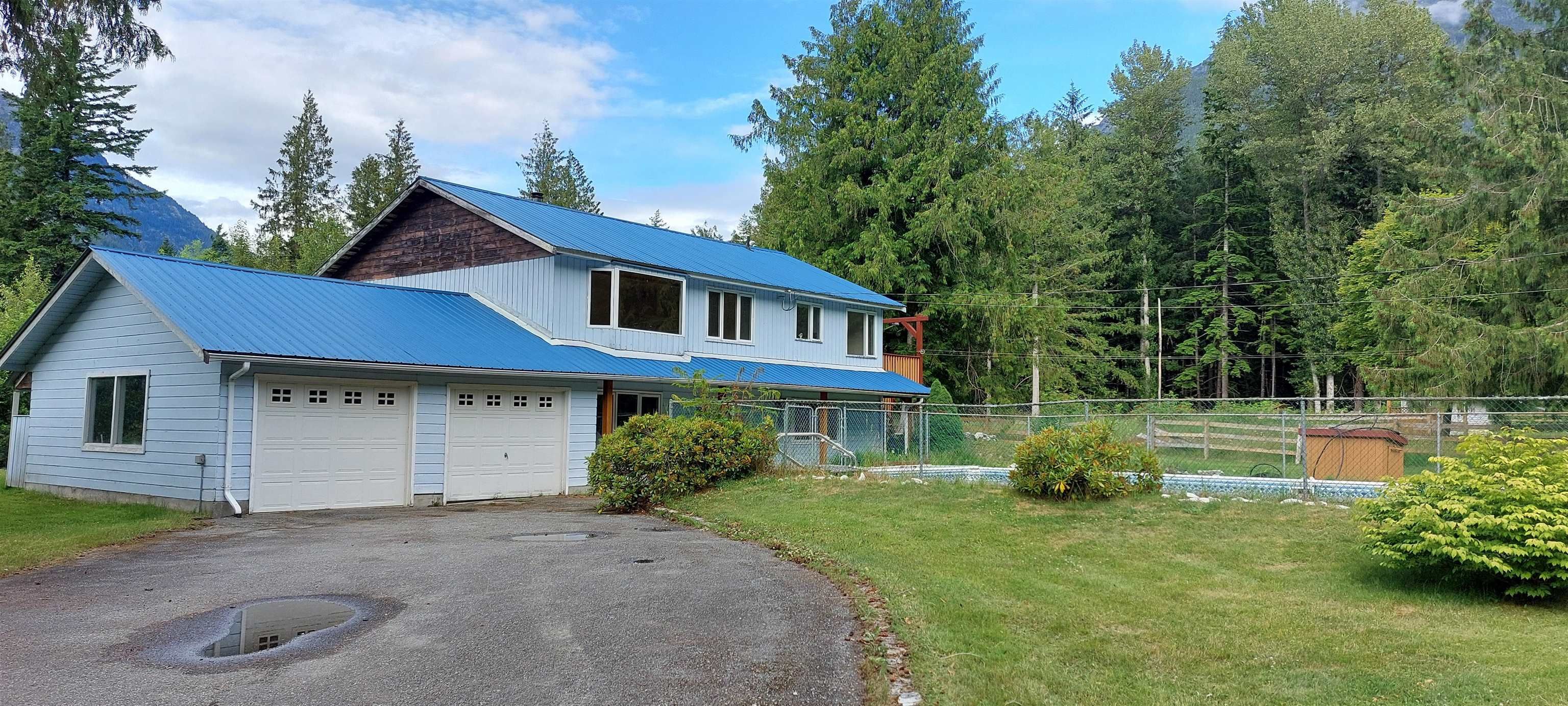 House for sale in Bella Coola, Williams Lake, 2448 Mackenzie Highway, 263069045 | Realtylink.org