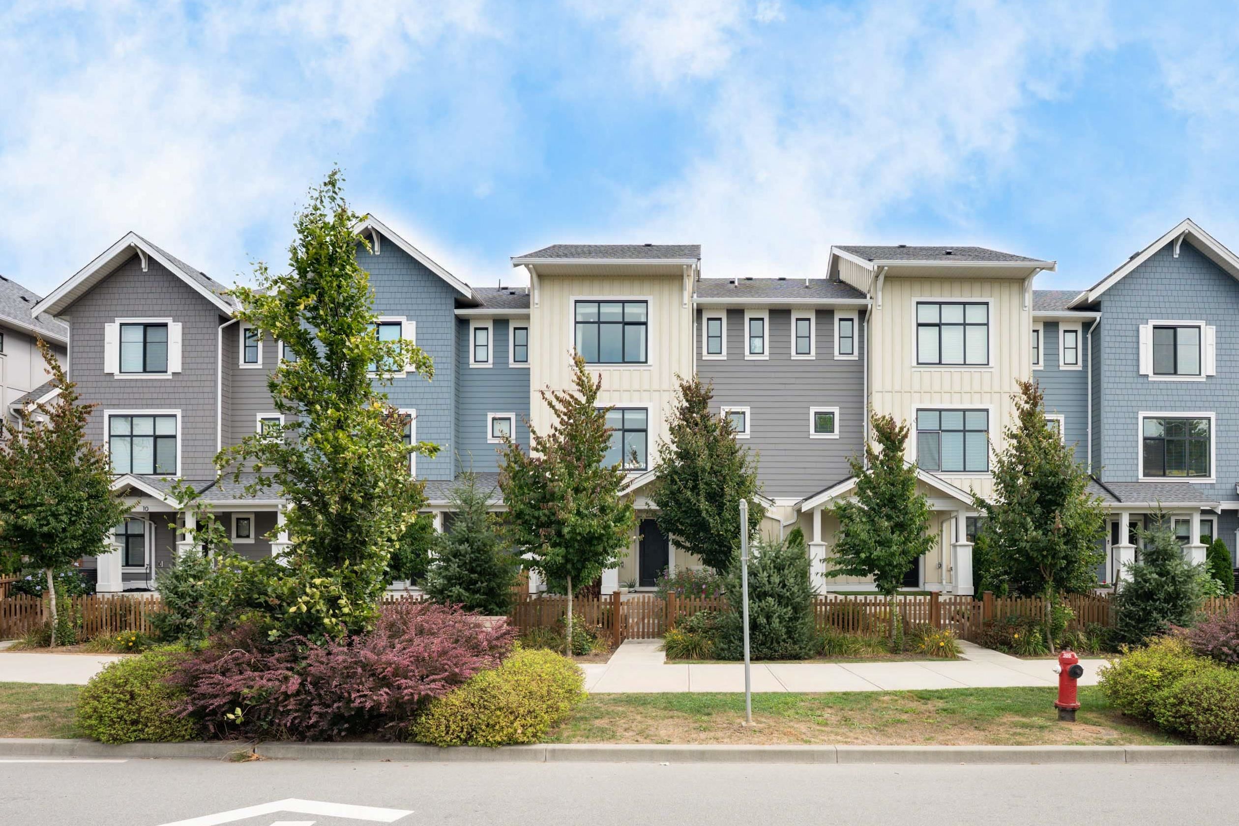 Townhouse for sale in Langley, Langley, 8 20261 72b Avenue, 263070583 | Realtylink.org