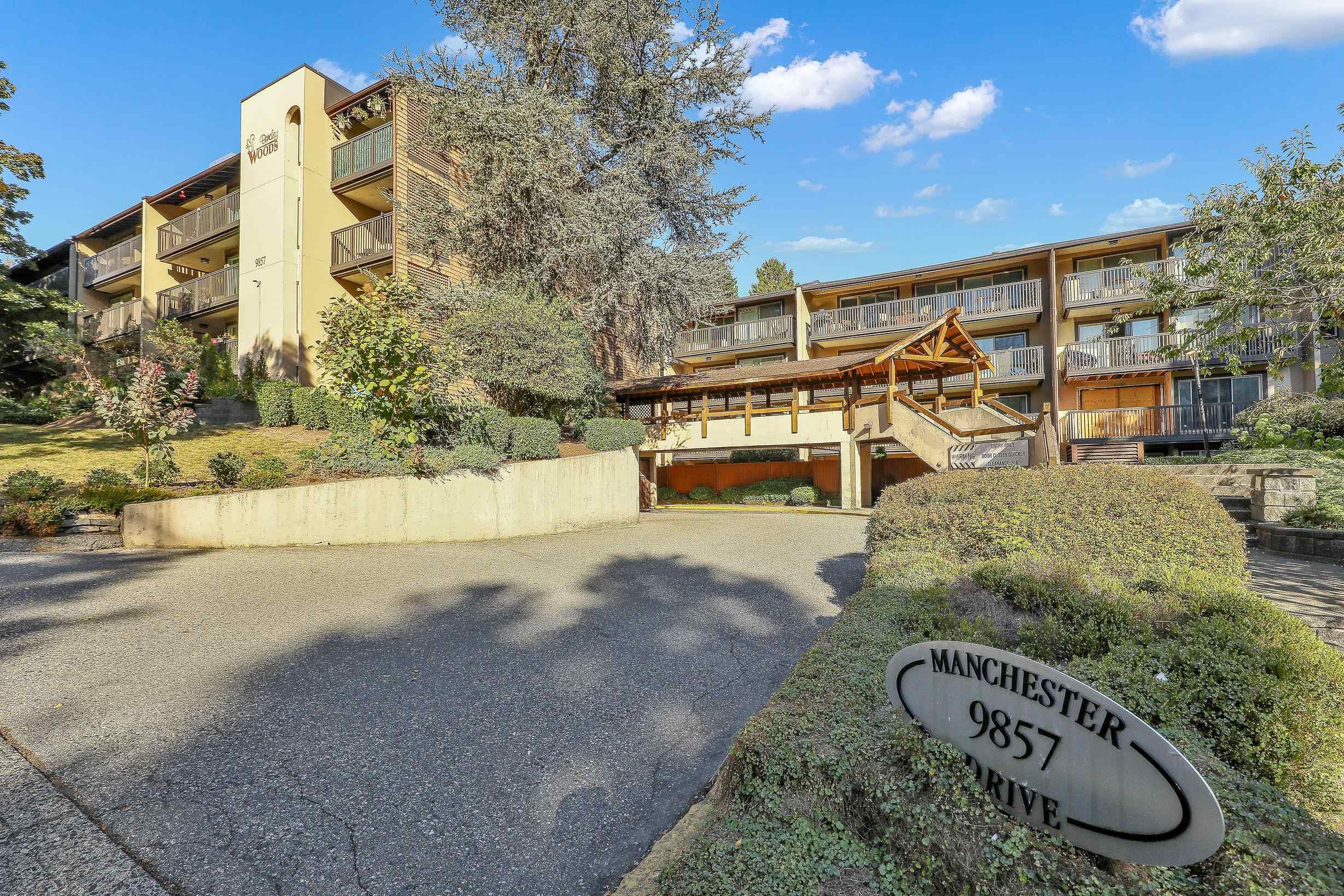 Apartment for sale in Burnaby, Burnaby North, 409 9857 Manchester Drive, 263071405 | Realtylink.org