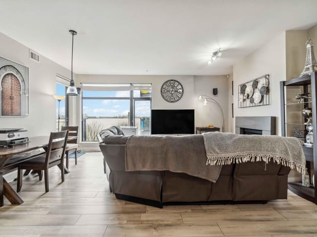 Apartment for sale in Richmond, Richmond, 201 14300 Riverport Way, 263071610 | Realtylink.org