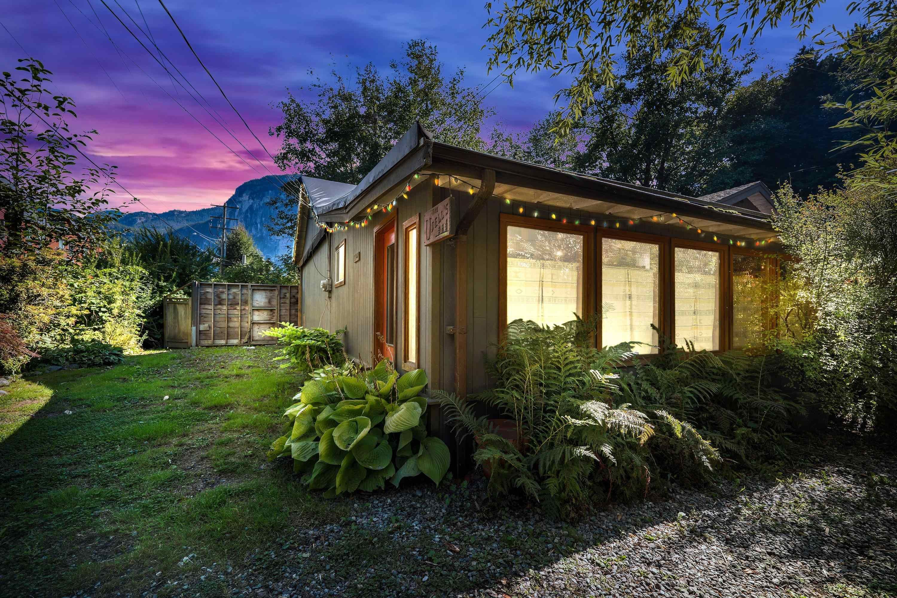 House for sale in Squamish, Squamish, 37791 Third Avenue, 263071899 | Realtylink.org