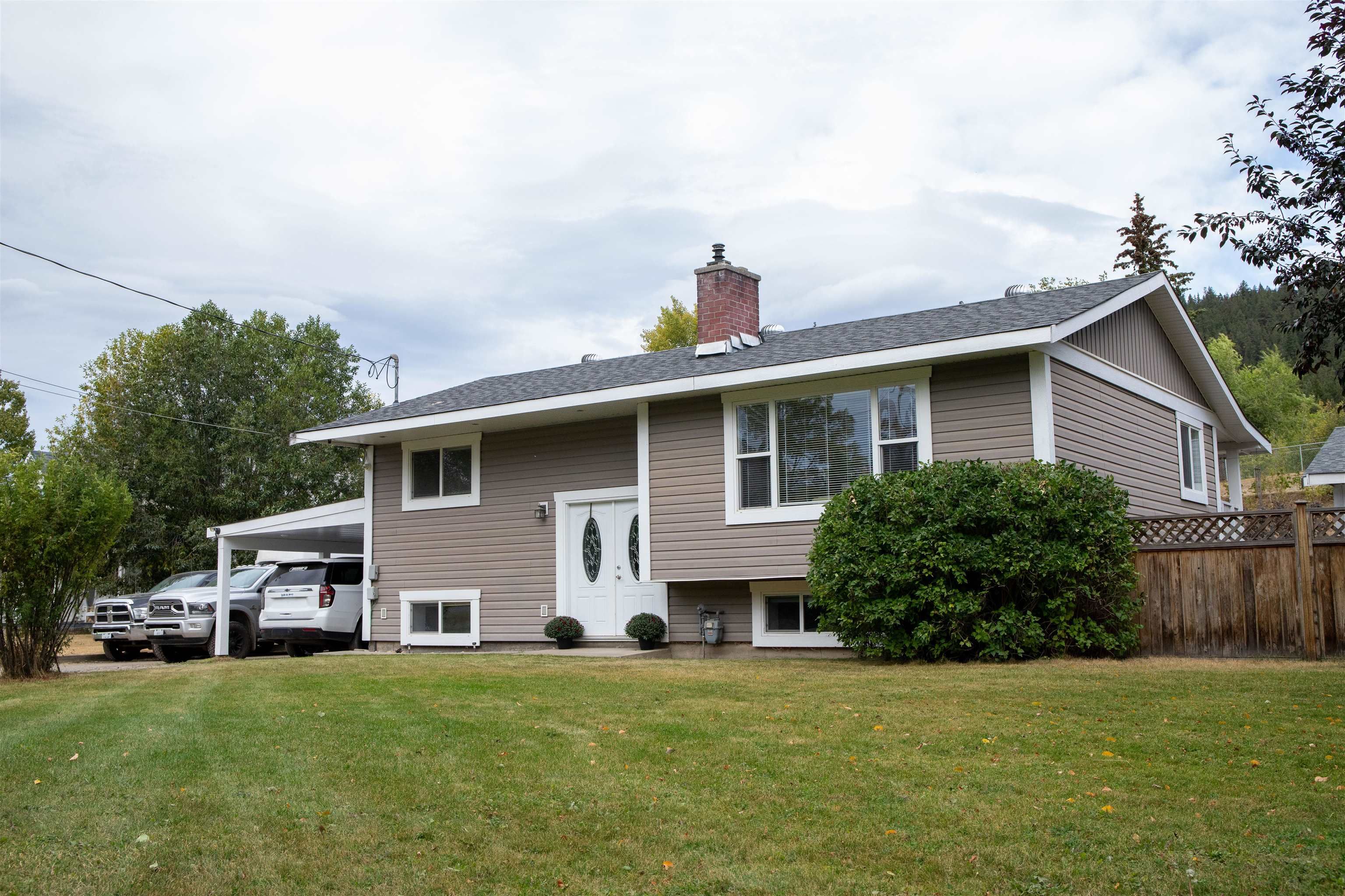 House for sale in 100 Mile House, 100 Mile House, 5665 Horse Lake Road, 263072783 | Realtylink.org