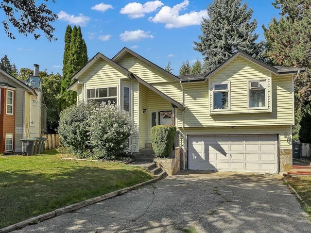 House for sale in Surrey, Surrey, 8063 138a Street, 263073036 | Realtylink.org