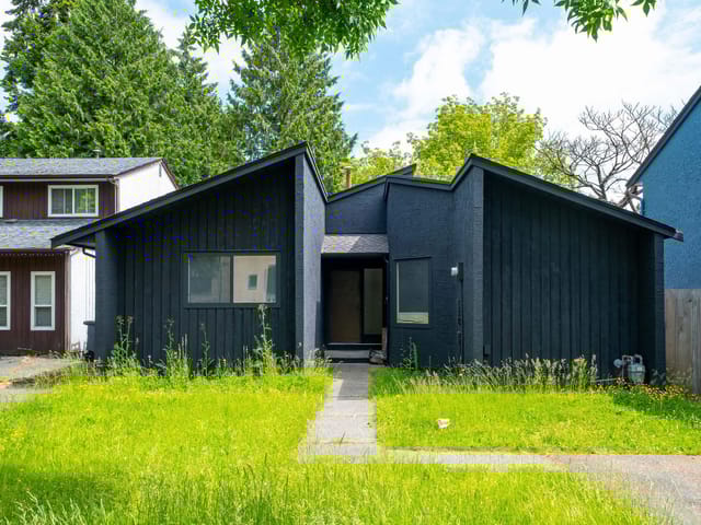 House for sale in Surrey, Surrey, 7092 129a Street, 263073635 | Realtylink.org