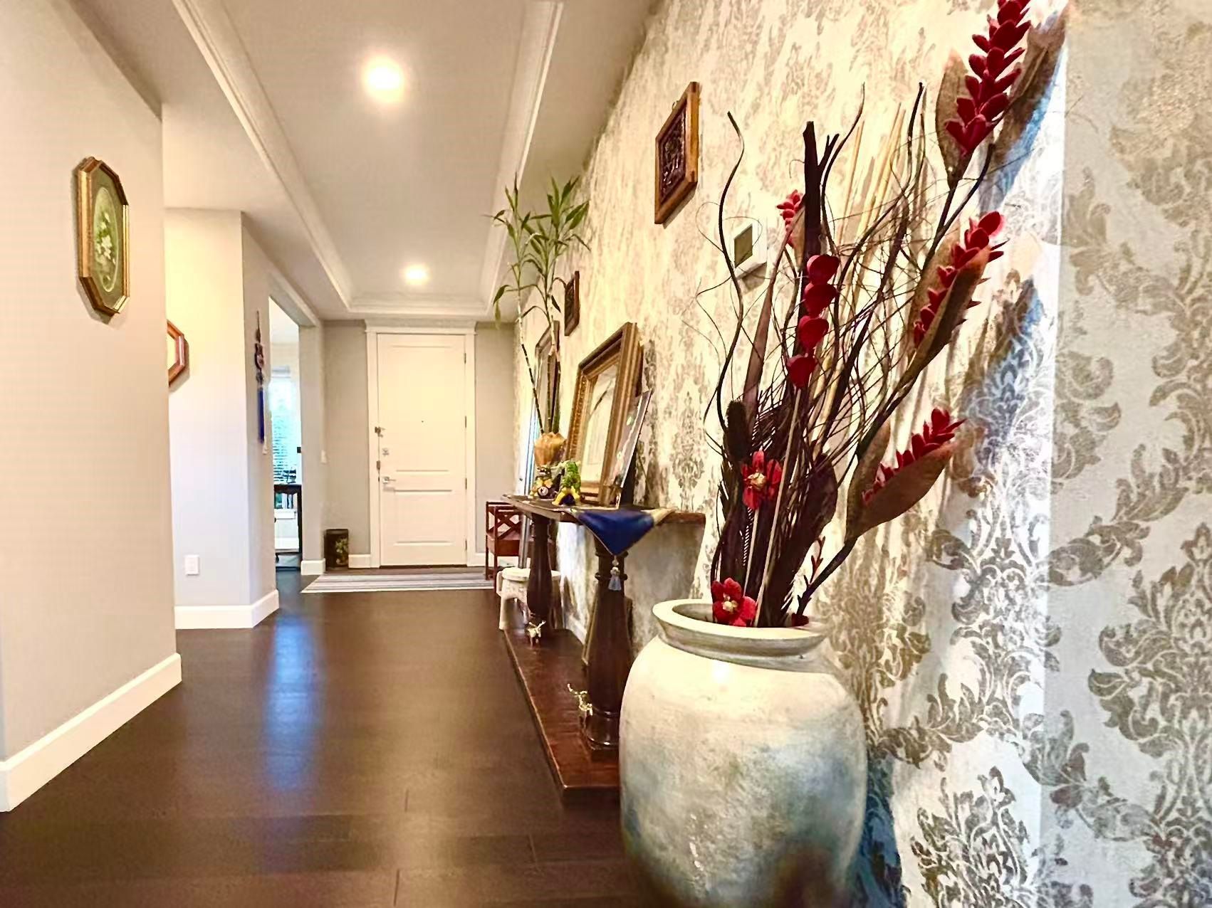 House for sale in Surrey, South Surrey White Rock, 16412 26b Avenue, 263073900 | Realtylink.org