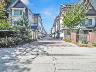Townhouse for sale in Surrey, Surrey, 17 6971 122 Street, 263074154 | Realtylink.org