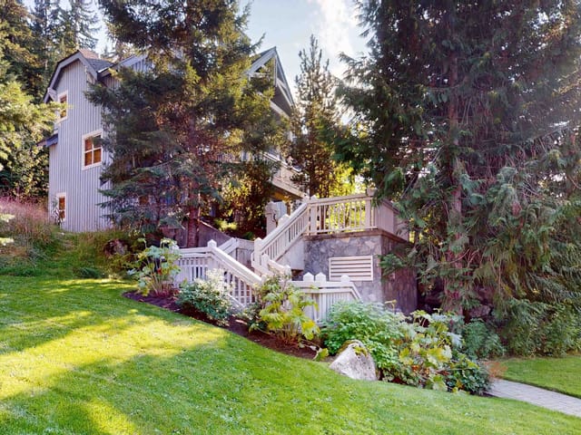 Townhouse for sale in Whistler, Whistler, 5 4661 Blackcomb Way, 263074157 | Realtylink.org