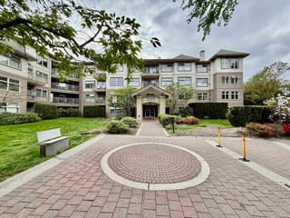 Apartment for sale in Surrey, North Surrey, 311 15220 Guildford Drive, 263074196 | Realtylink.org