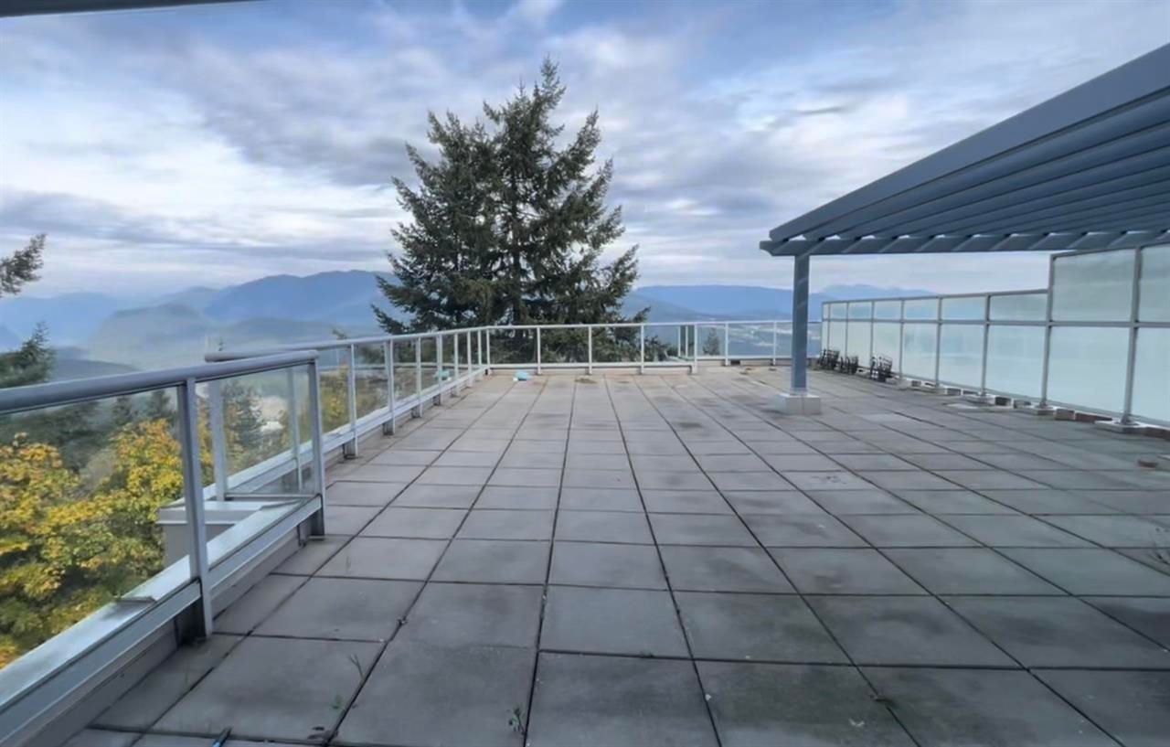 Apartment for sale in Burnaby, Burnaby North, 803 9262 University Crescent, 263074413 | Realtylink.org