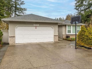 House for sale in Surrey, South Surrey White Rock, 15473 27a Avenue, 263074445 | Realtylink.org