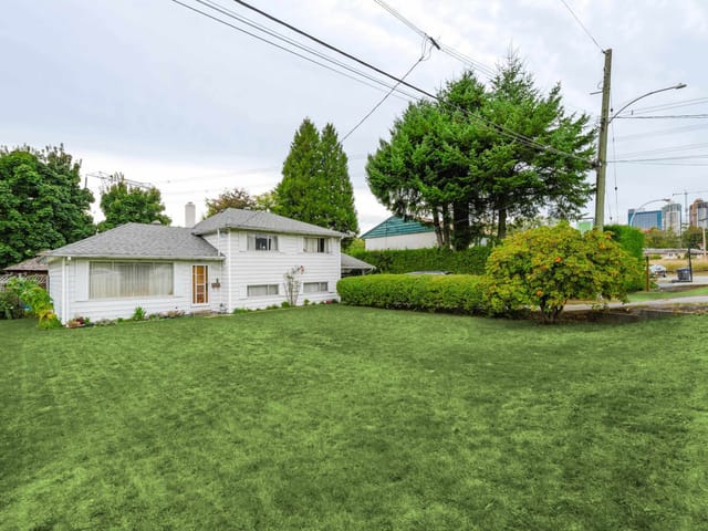 House for sale in Surrey, Surrey, 9253 137a Street, 263074448 | Realtylink.org