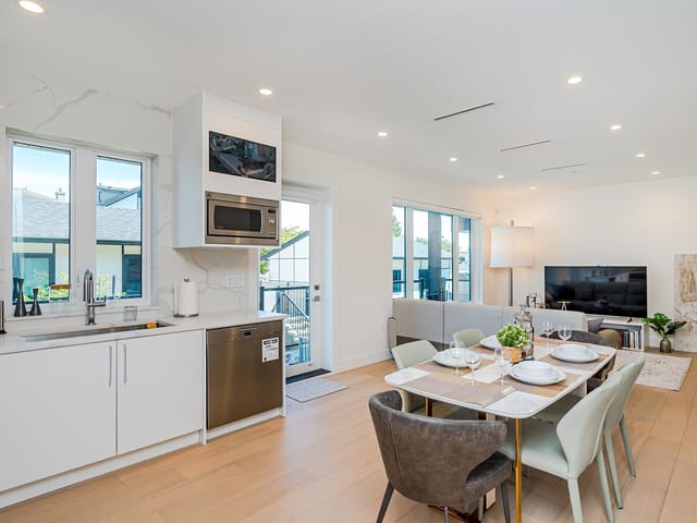 1/2 Duplex for sale in Vancouver, Vancouver West, 1 8182 Cartier Street, 263074710 | Realtylink.org