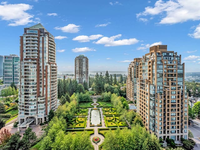 Apartment for sale in Burnaby, Burnaby South, 1701 6833 Station Hill Drive, 263074849 | Realtylink.org