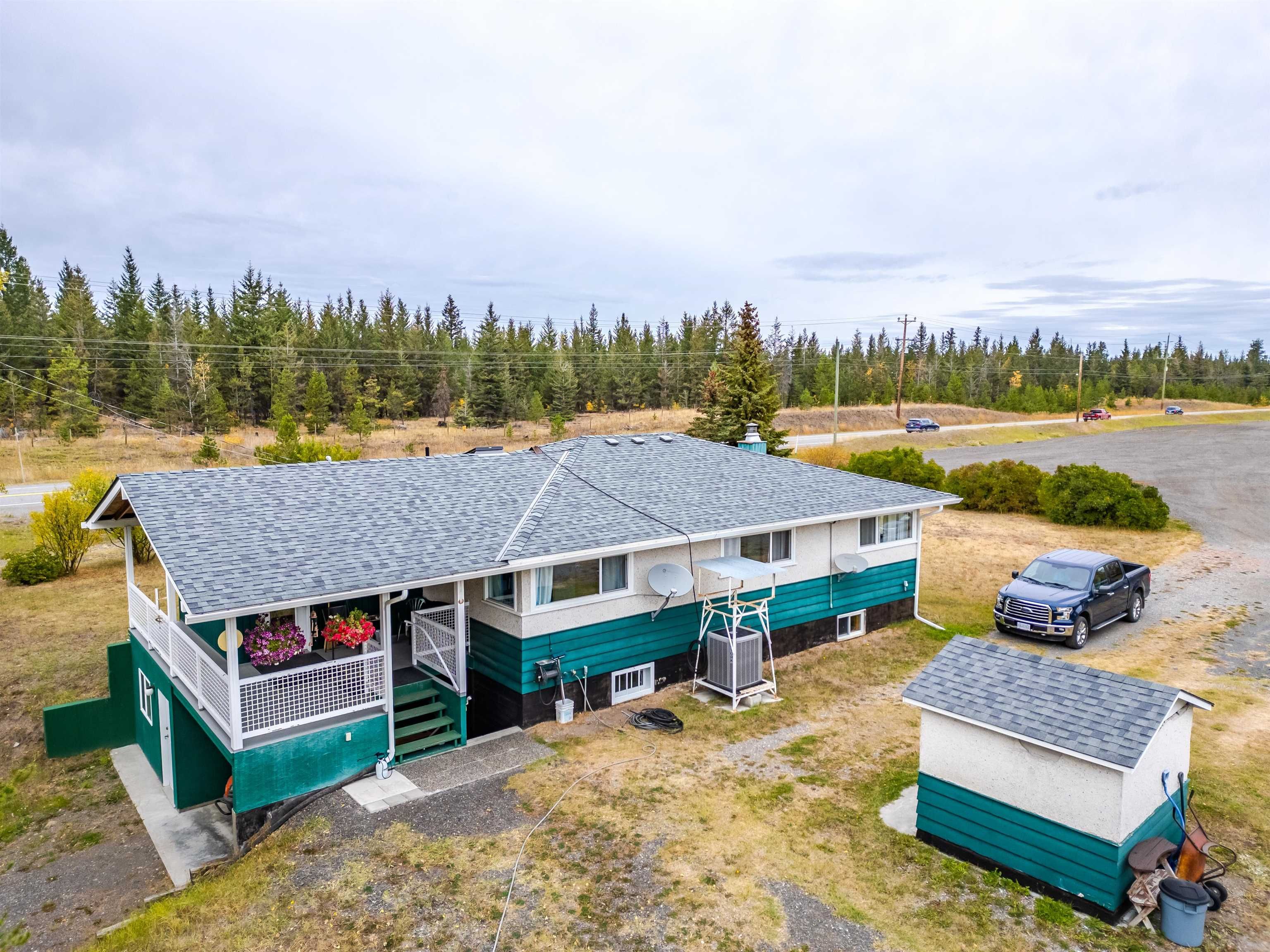 House for sale in 70 Mile House, 100 Mile House, 1208 Cariboo 97 Highway, 263075119 | Realtylink.org