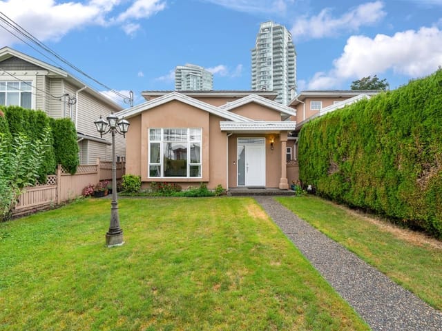 1/2 Duplex for sale in Burnaby, Burnaby East, 7119 10th Avenue, 263075886 | Realtylink.org