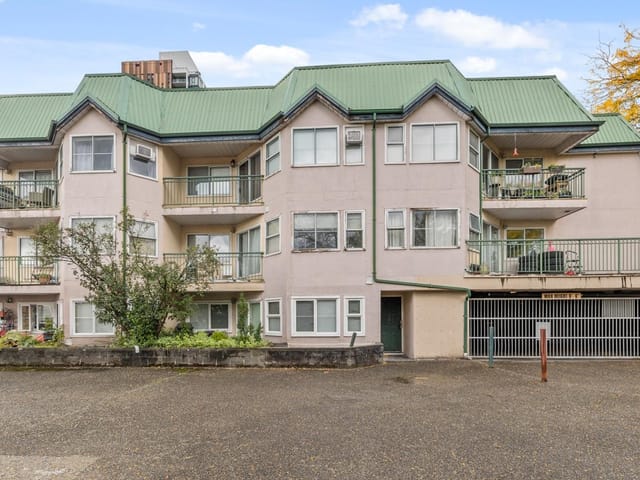 Apartment for sale in Coquitlam, Coquitlam, 304 918 Roderick Avenue, 263077075 | Realtylink.org
