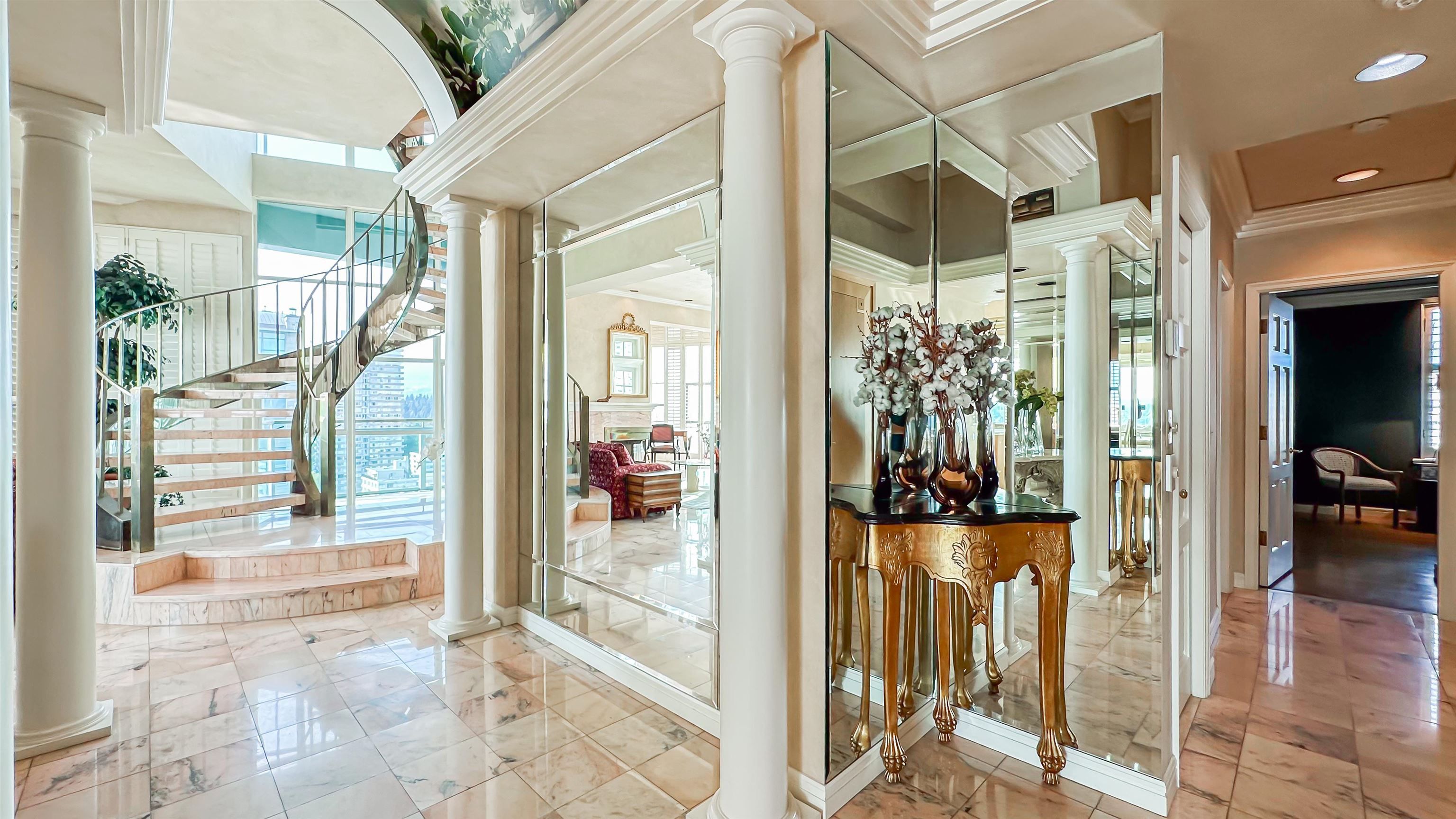 Apartment for rent in Vancouver, Vancouver West, 17 1861 Beach Avenue, 263077576 | Realtylink.org