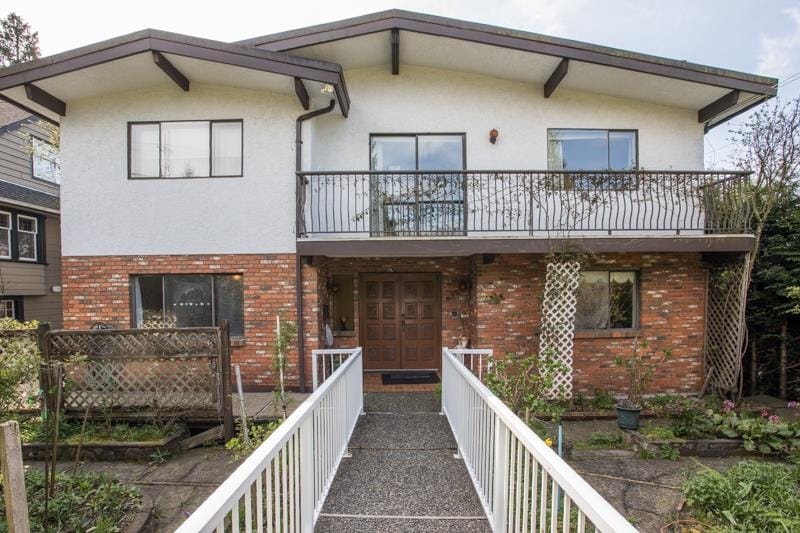 House for sale in North Vancouver, North Vancouver, 635 E Keith Road, 263077968 | Realtylink.org