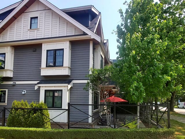 Townhouse for sale in Vancouver, Vancouver East, 901 E Broadway Street, 263077996 | Realtylink.org