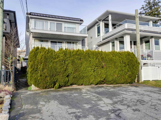 House for sale in White Rock, South Surrey White Rock, 15173 Royal Avenue, 263078622 | Realtylink.org