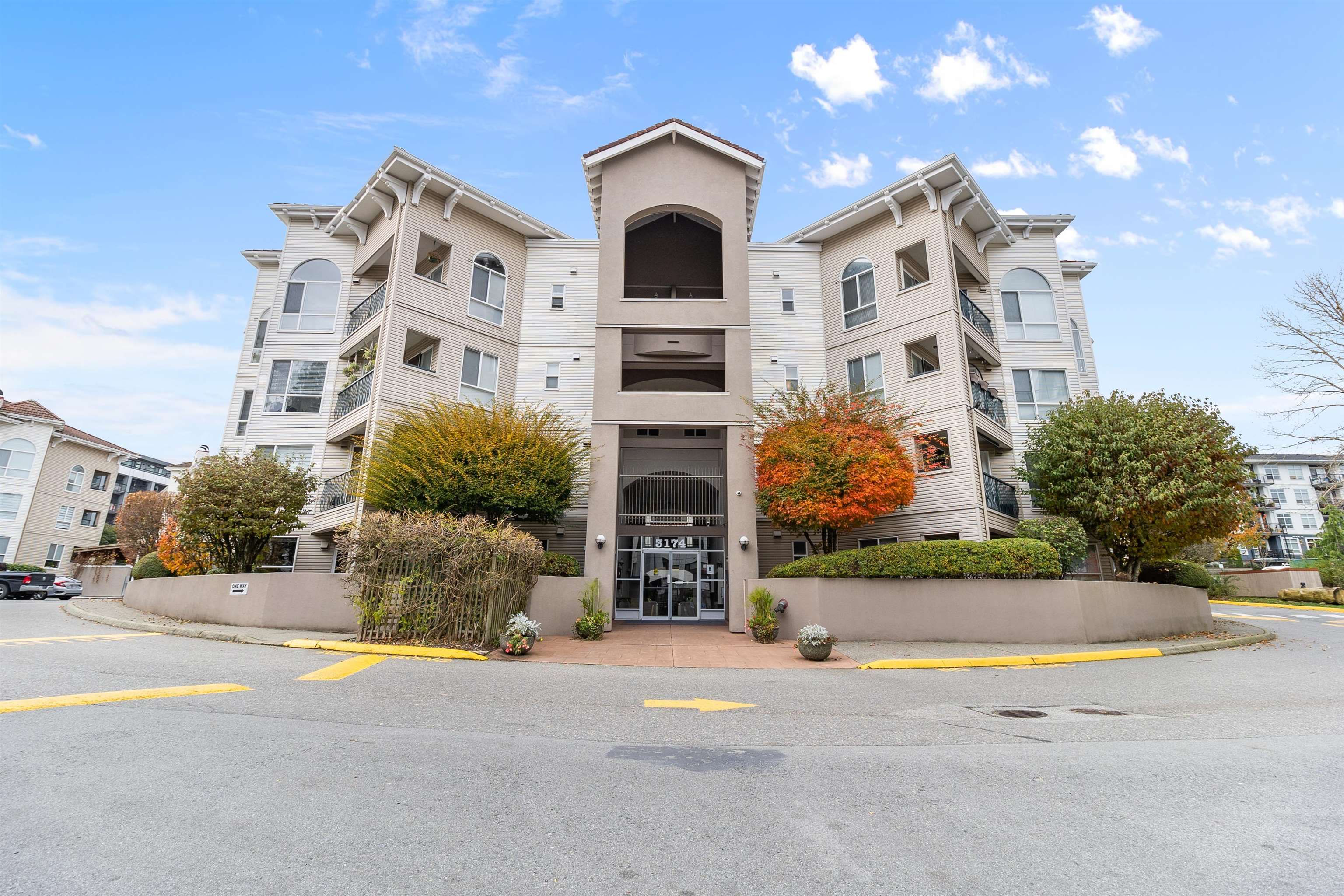 Apartment for sale in Abbotsford, Abbotsford, 207 3174 Gladwin Road, 263079922 | Realtylink.org