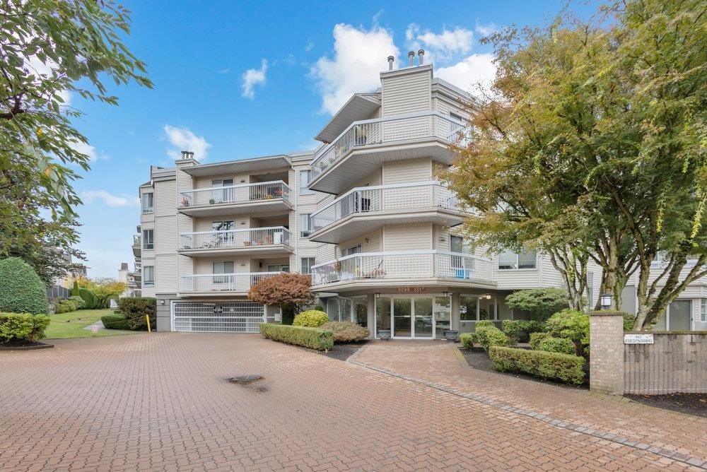 Apartment for sale in Surrey, Surrey, 206 9299 121 Street, 263080205 | Realtylink.org