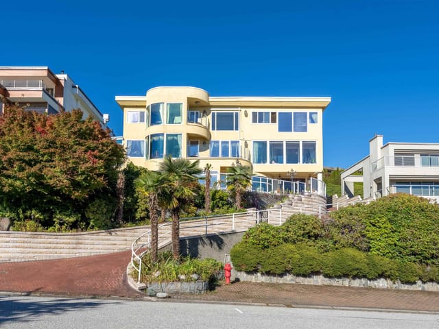 House for sale in West Vancouver, West Vancouver, 1419 Chippendale Road, 263080300 | Realtylink.org