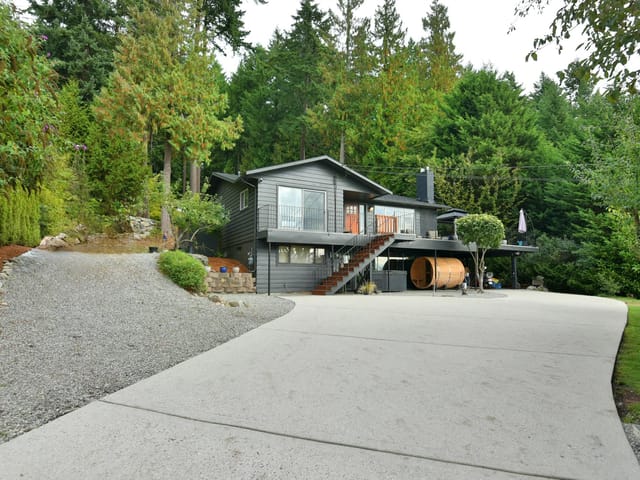 House for sale in Gibsons, Sunshine Coast, 482 Elphinstone Avenue, 263080413 | Realtylink.org