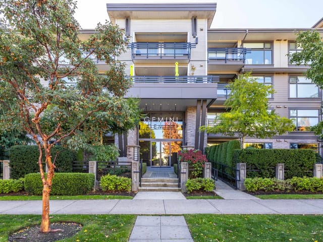 Apartment for sale in Surrey, South Surrey White Rock, 105 15336 17a Avenue, 263080544 | Realtylink.org