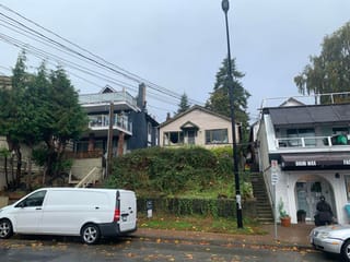 House for sale in White Rock, South Surrey White Rock, 15671 Marine Drive, 263081279 | Realtylink.org