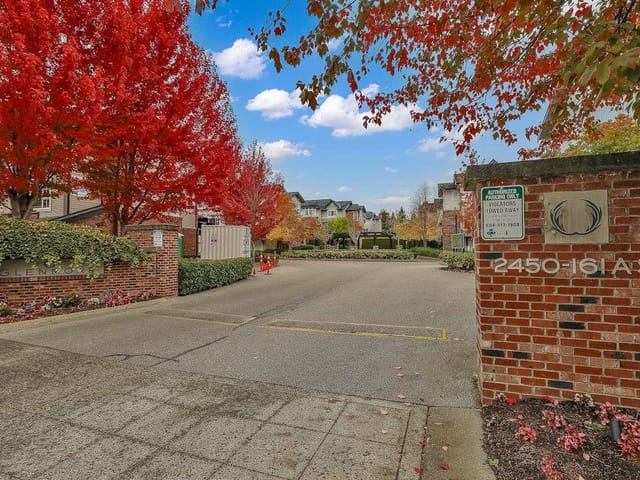 Townhouse for sale in Surrey, South Surrey White Rock, 208 2450 161a Street, 263081451 | Realtylink.org