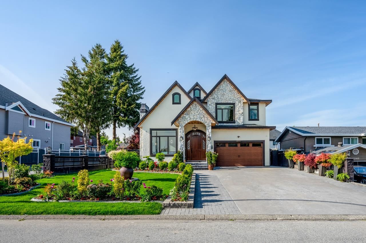 House for sale in Surrey, Surrey, 12901 92a Avenue, 263081696 | Realtylink.org