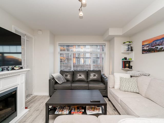 Apartment for sale in Langley, Langley, 215 5650 201a Street, 263082482 | Realtylink.org